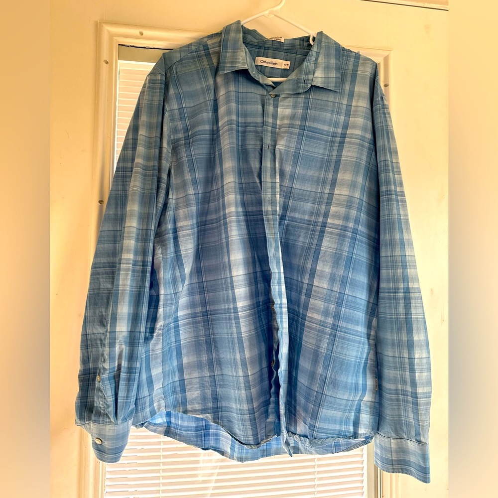 Men’s Calvin Klein Dress Shirt - Size XL